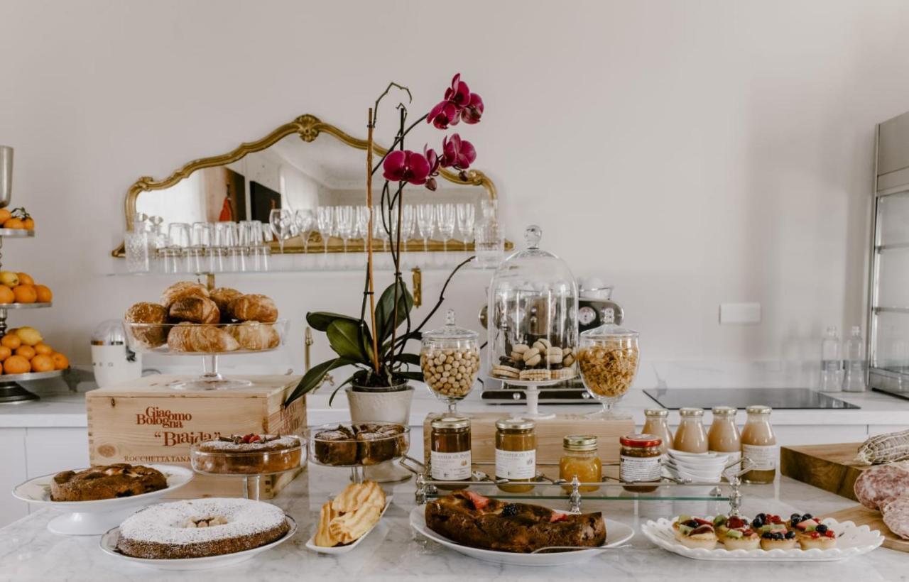 Borgo Piani - Camere Di Charme Mango Екстериор снимка
