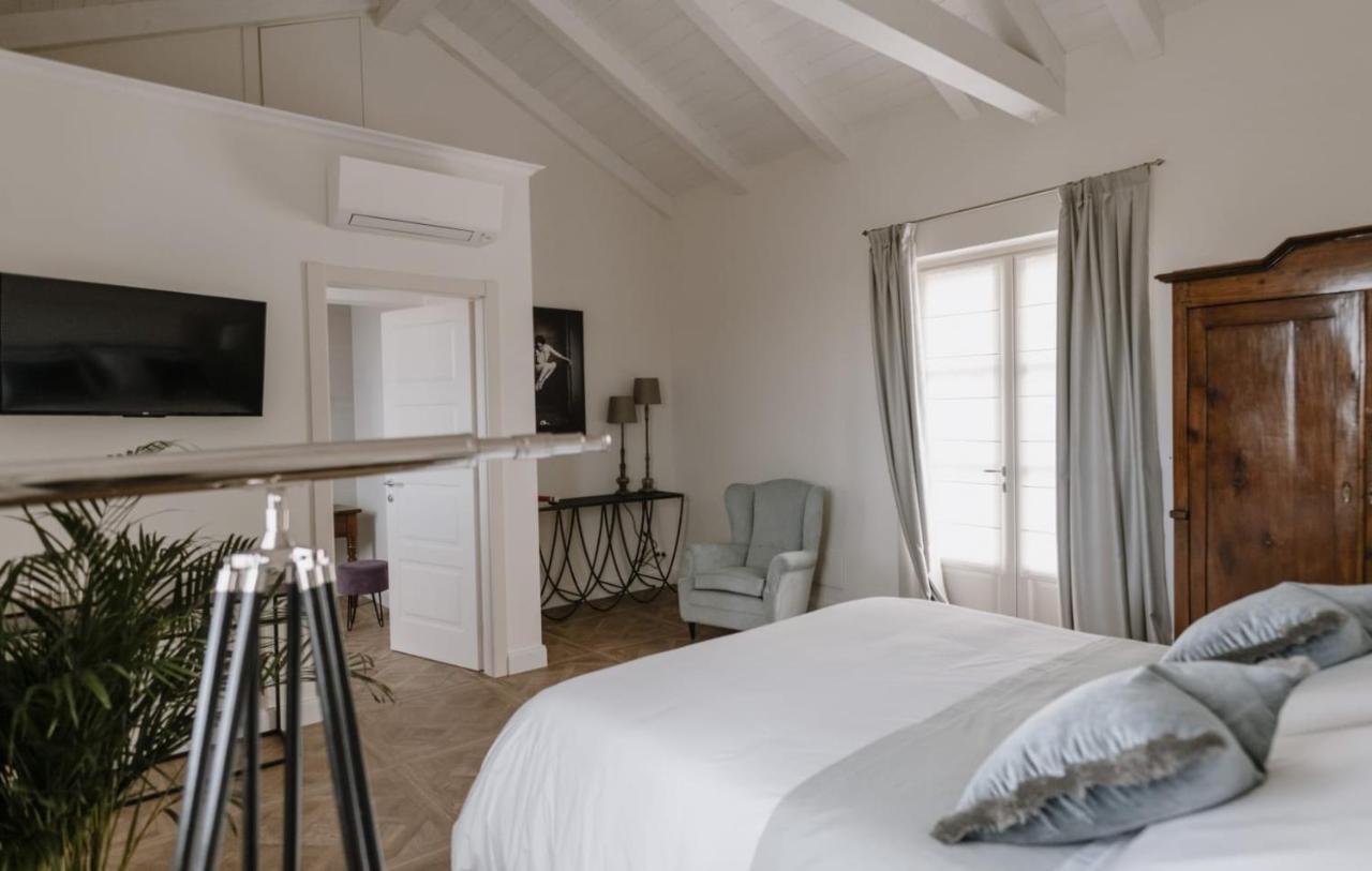 Borgo Piani - Camere Di Charme Mango Екстериор снимка