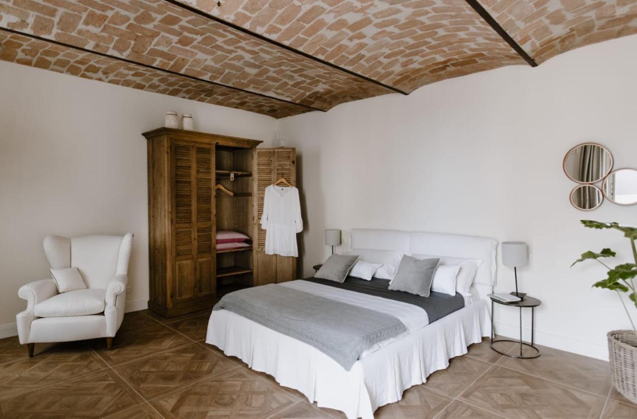 Borgo Piani - Camere Di Charme Mango Екстериор снимка